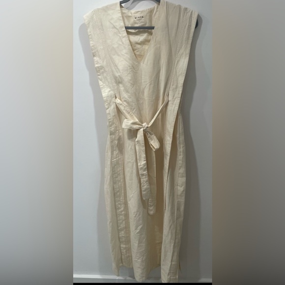 MIRTH Laguna Dress Size Small Tan Pullover Caftan V neck Hand Embroidered Kantha - Picture 4 of 10